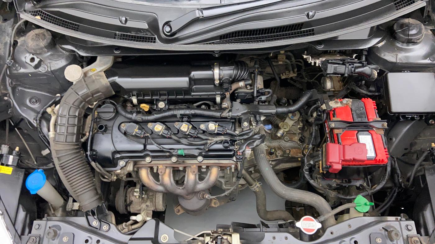 2017 Maruti Dzire ZXI, Petrol, Manual, 37,373 km, Engine Bonet View