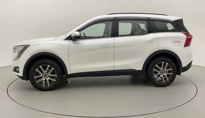 2022 Mahindra XUV700 AX 7 P MT 7 STR, Petrol, Manual, 22,790 km, Left Side