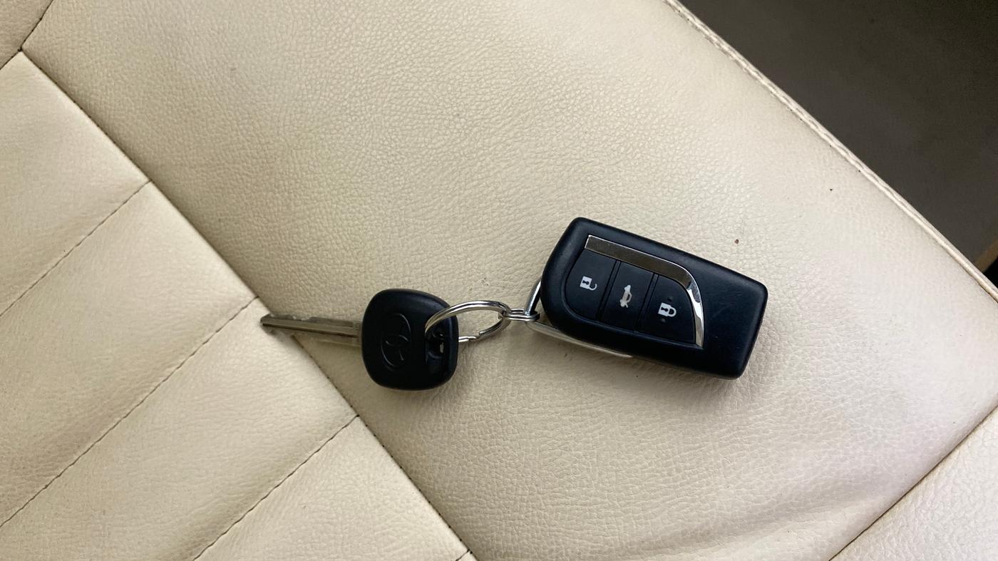 2021 Toyota YARIS J MT, Petrol, Manual, 57,949 km, Key Close Up
