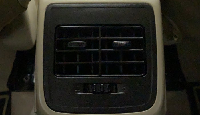 2020 Maruti Dzire VXI AMT, Petrol, Automatic, 8,518 km, Rear AC Vents
