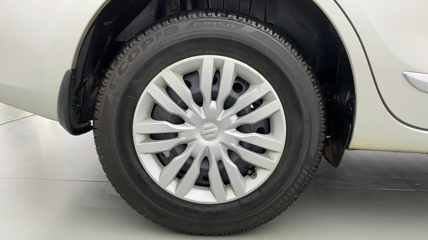 2020 Maruti Dzire VXI AMT, Petrol, Automatic, 8,518 km, Right Rear Wheel