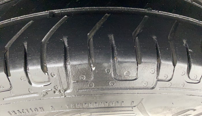 2020 Maruti Dzire VXI, Petrol, Manual, 1,23,412 km, Left Rear Tyre Tread