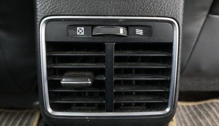 2017 Maruti Ciaz S 1.4 MT PETROL, Petrol, Manual, 85,011 km, Rear AC Vents