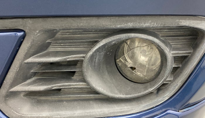 2017 Maruti Ciaz S 1.4 MT PETROL, Petrol, Manual, 85,011 km, Left fog light - Not working
