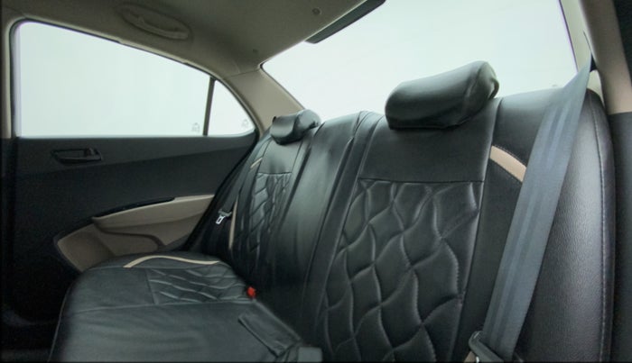 2017 Hyundai Xcent E+, Petrol, Manual, 36,486 km, Right Side Rear Door Cabin