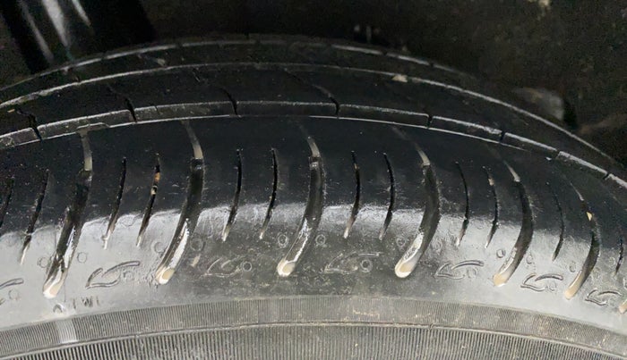 2020 Maruti Baleno SIGMA PETROL 1.2, Petrol, Manual, 24,992 km, Right Rear Tyre Tread