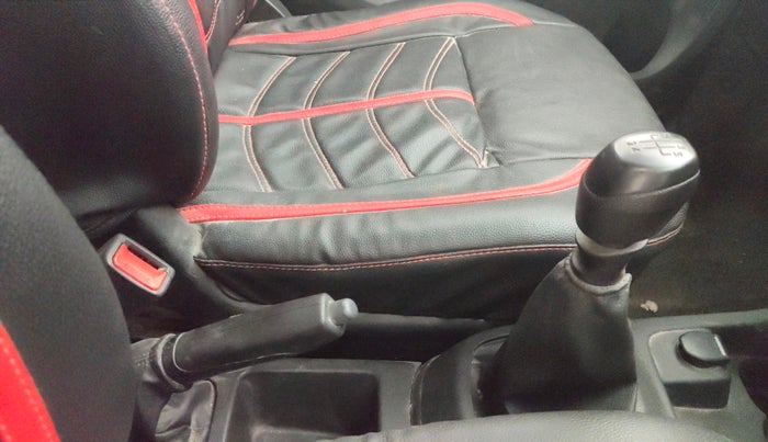 2017 Renault Kwid RXL, Petrol, Manual, 31,480 km, Gear Lever