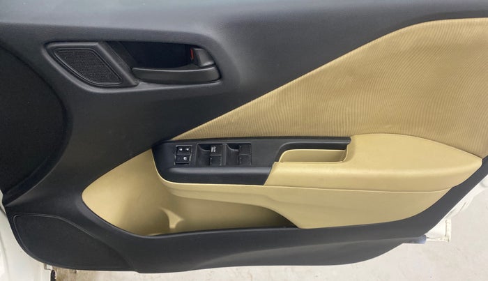 2016 Honda City 1.5L I-VTEC SV CVT, Petrol, Automatic, 78,342 km, Driver Side Door Panels Control