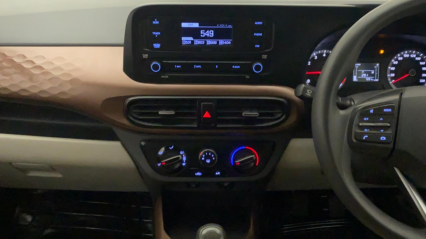 2020 Hyundai AURA S 1.2 CNG, CNG, Manual, 74,324 km, Air Conditioner