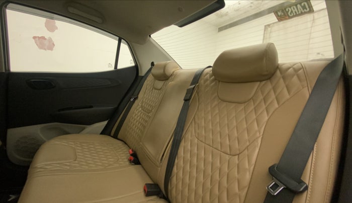 2020 Hyundai AURA S 1.2 CNG, CNG, Manual, 74,324 km, Right Side Rear Door Cabin
