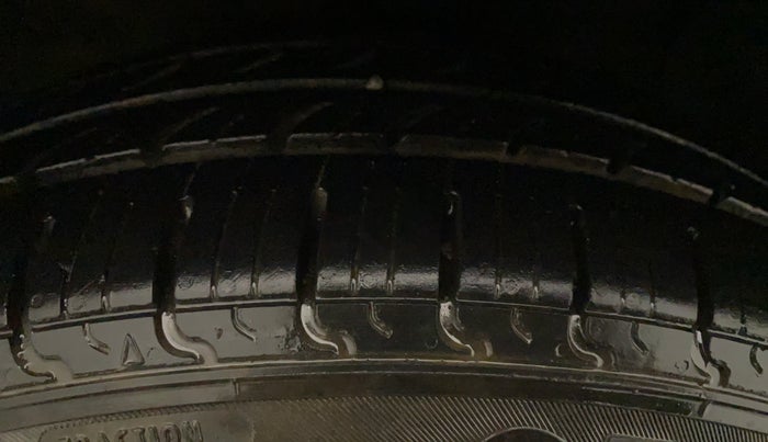 2020 Hyundai AURA S 1.2 CNG, CNG, Manual, 74,324 km, Right Rear Tyre Tread