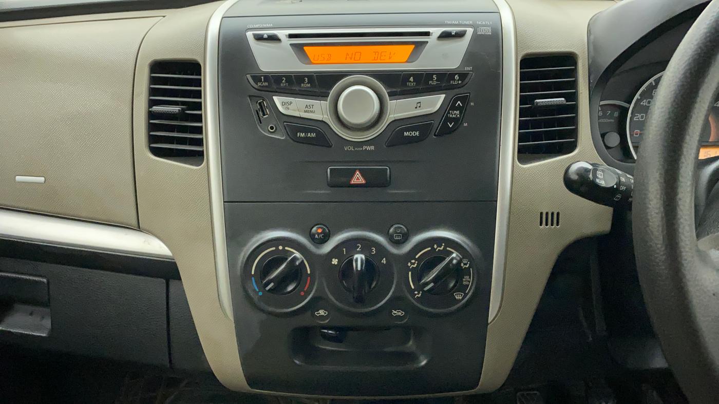 2013 Maruti Wagon R 1.0 VXI, Petrol, Manual, 80,161 km, Air Conditioner