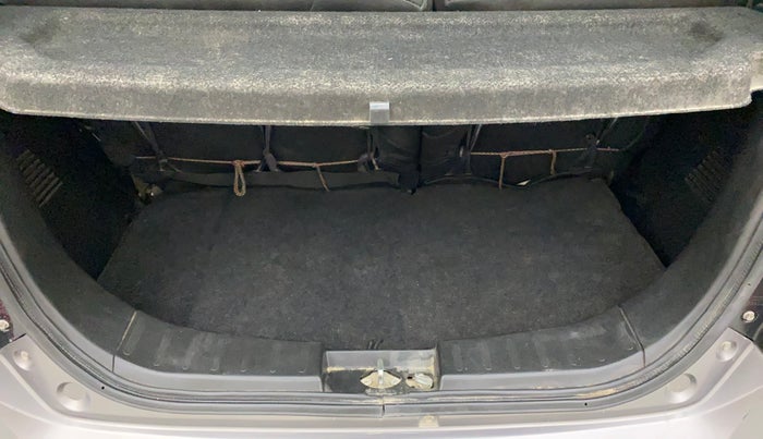 2013 Maruti Wagon R 1.0 VXI, Petrol, Manual, 80,161 km, Boot Inside