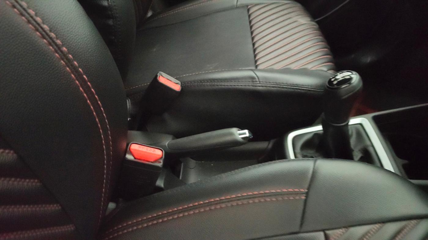 2023 Maruti Swift VXI, Petrol, Manual, 10,039 km, Gear Lever