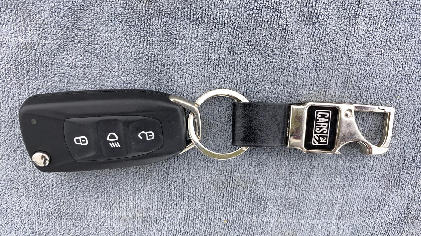 2021 Tata Safari XM 2.0 KRYOTEC, Diesel, Manual, 12,969 km, Key Close Up