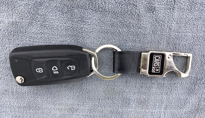 2021 Tata Safari XM 2.0 KRYOTEC, Diesel, Manual, 12,969 km, Key Close Up