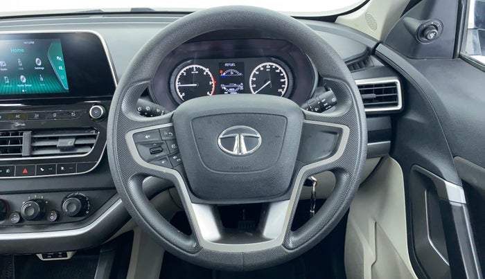 2021 Tata Safari XM 2.0 KRYOTEC, Diesel, Manual, 12,969 km, Steering Wheel Close Up