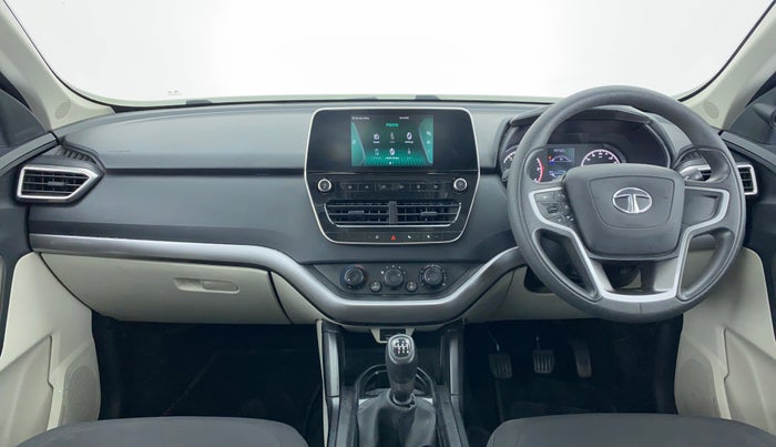2021 Tata Safari XM 2.0 KRYOTEC, Diesel, Manual, 12,969 km, Dashboard