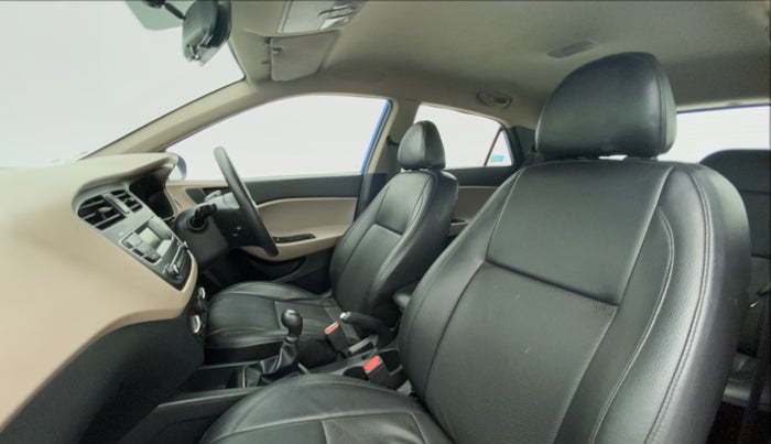 2018 Hyundai Elite i20 SPORTZ 1.2, Petrol, Manual, 44,646 km, Right Side Front Door Cabin