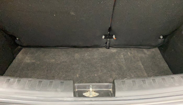 2017 Maruti Swift ZXI, Petrol, Manual, 94,776 km, Boot Inside