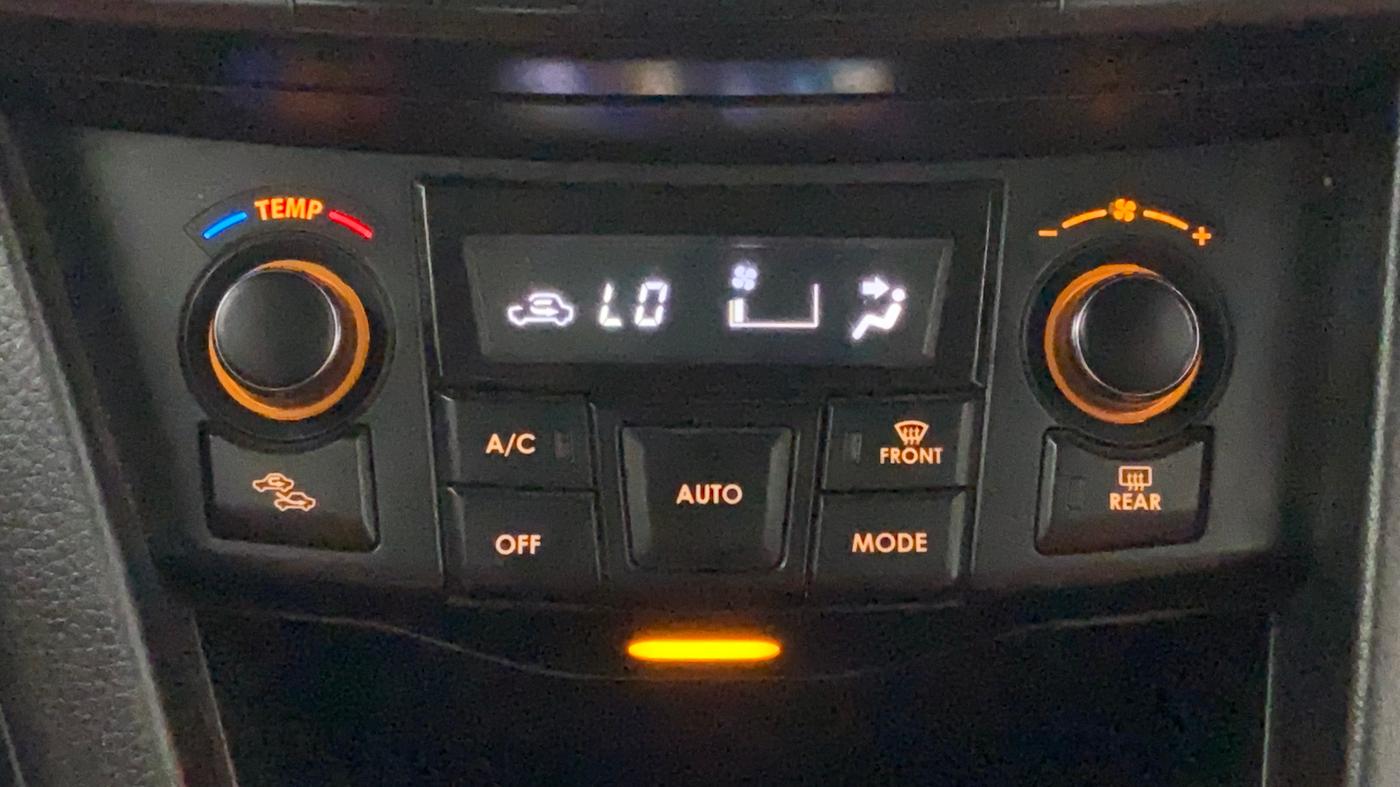 2017 Maruti Swift ZXI, Petrol, Manual, 94,776 km, Automatic Climate Control