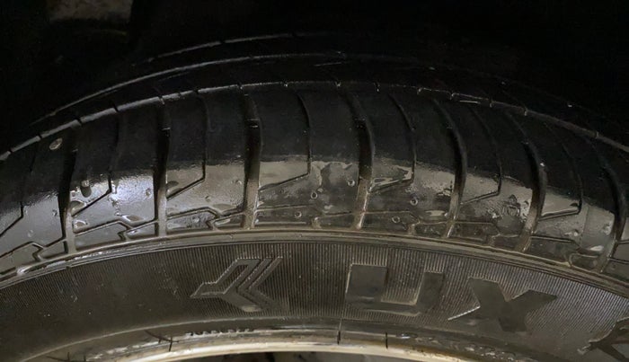 2017 Hyundai Creta SX PLUS AT 1.6 PETROL, Petrol, Automatic, 61,009 km, Right Rear Tyre Tread