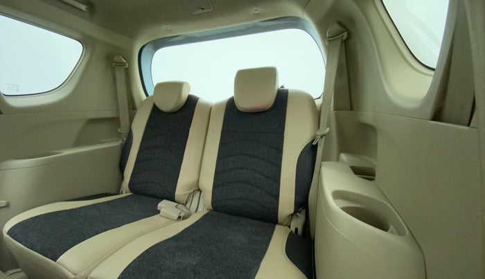 2017 Maruti Ertiga VDI SHVS, Diesel, Manual, 44,129 km, Third Seat Row ( optional )