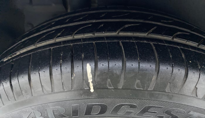 2017 Maruti Ertiga VDI SHVS, Diesel, Manual, 44,129 km, Right Rear Tyre Tread
