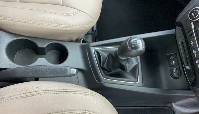 2016 Hyundai Elite i20 SPORTZ 1.2, Petrol, Manual, 28,783 km, Gear Lever