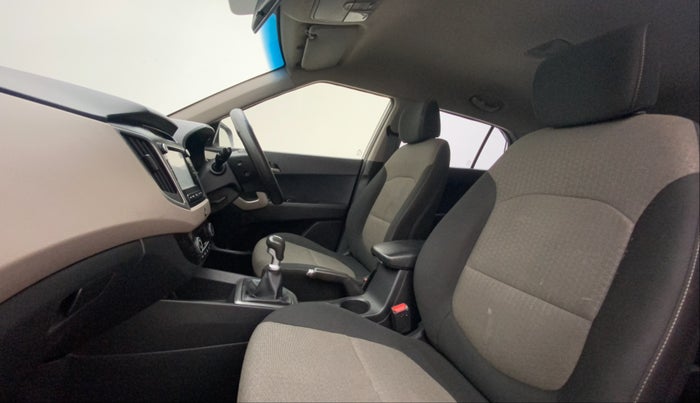 2017 Hyundai Creta SX PLUS 1.6 PETROL, Petrol, Manual, 1,22,750 km, Right Side Front Door Cabin