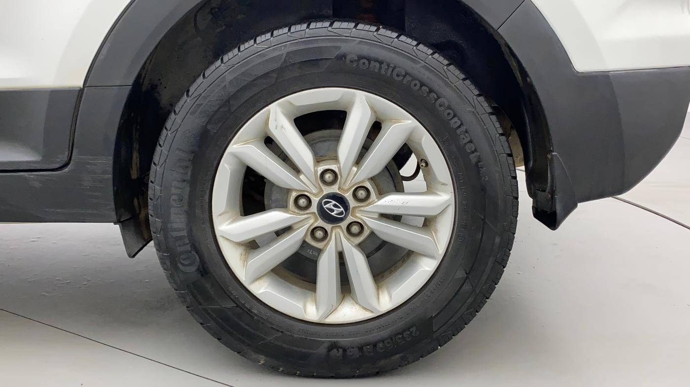 2017 Hyundai Creta SX PLUS 1.6 PETROL, Petrol, Manual, 1,22,750 km, Left Rear Wheel