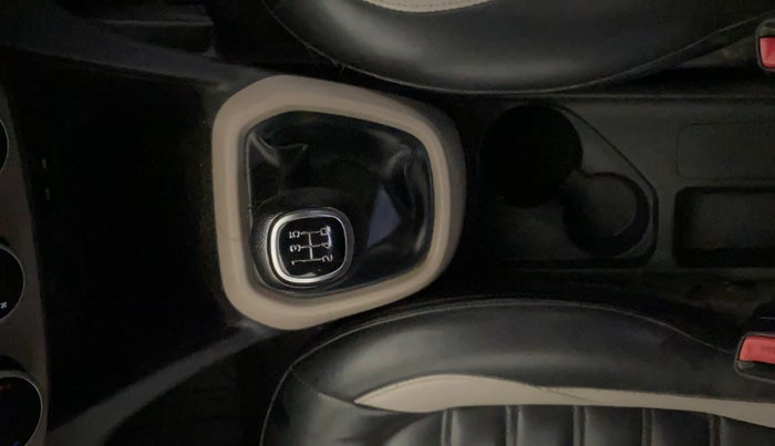 2019 Hyundai Grand i10 SPORTZ 1.2 KAPPA VTVT, Petrol, Manual, 75,085 km, Gear Lever