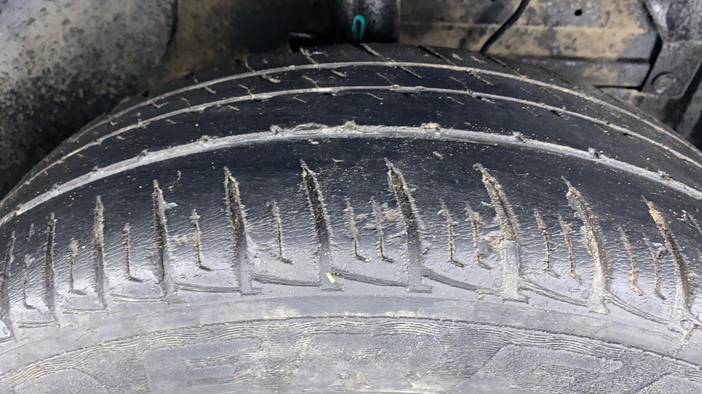 2016 Maruti Vitara Brezza VDI, Diesel, Manual, Right Front Tyre Tread