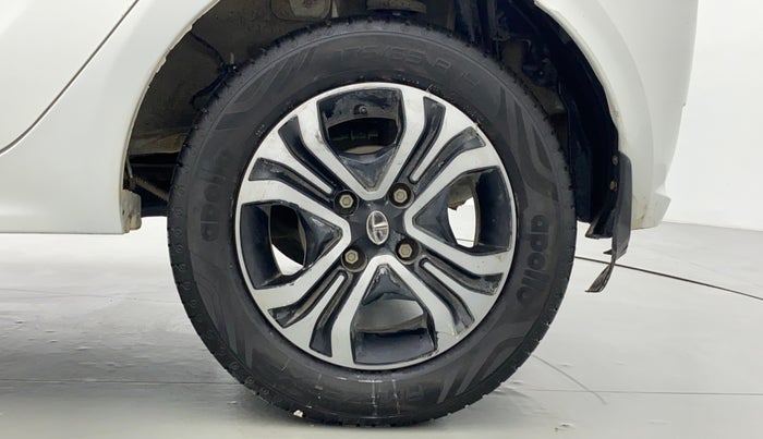 2021 Tata Tiago XZA 1.2 REVOTRON, Petrol, Automatic, 25,058 km, Left Rear Wheel