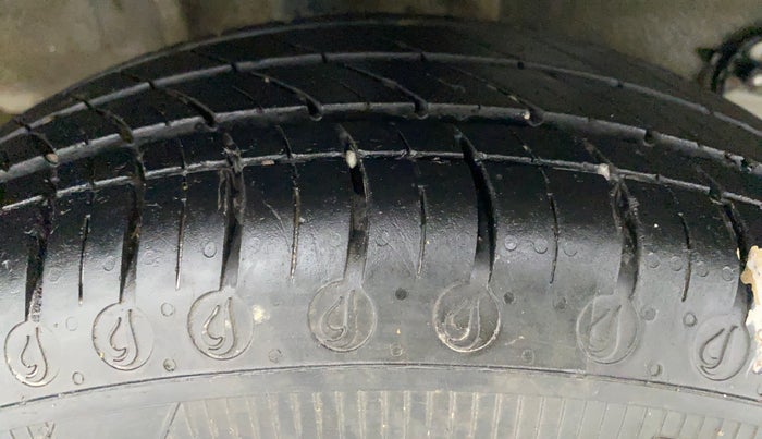 2021 Tata Tiago XZA 1.2 REVOTRON, Petrol, Automatic, 25,058 km, Right Rear Tyre Tread