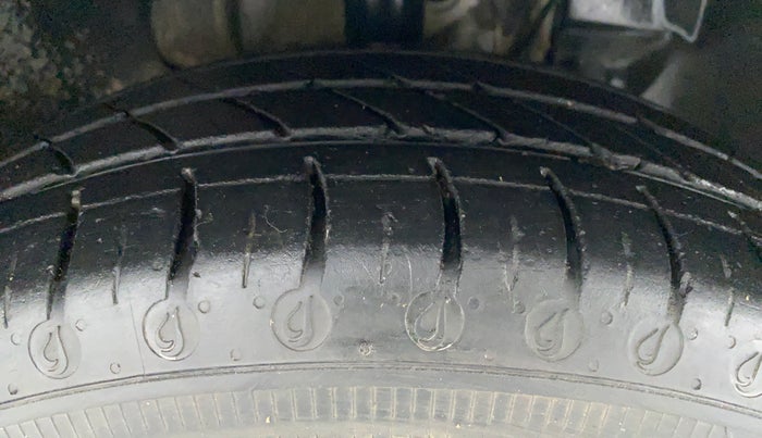 2021 Tata Tiago XZA 1.2 REVOTRON, Petrol, Automatic, 25,058 km, Right Front Tyre Tread