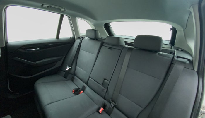 2012 BMW X1 SDRIVE 20D, Diesel, Automatic, 58,523 km, Right Side Door Cabin View