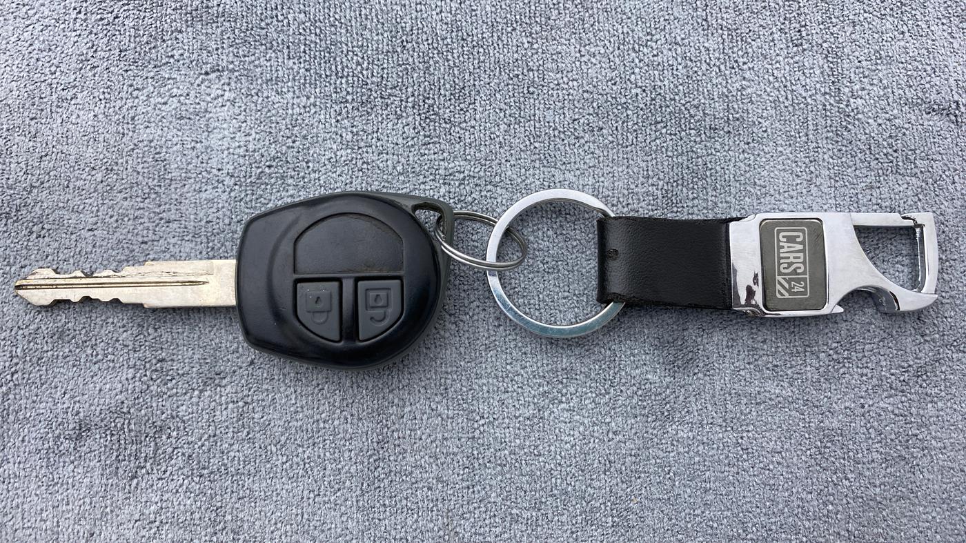 2014 Maruti Wagon R 1.0 VXI, Petrol, Manual, 31,316 km, Key Close Up