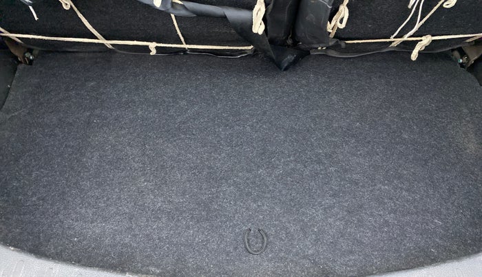 2014 Maruti Wagon R 1.0 VXI, Petrol, Manual, 31,316 km, Boot Inside
