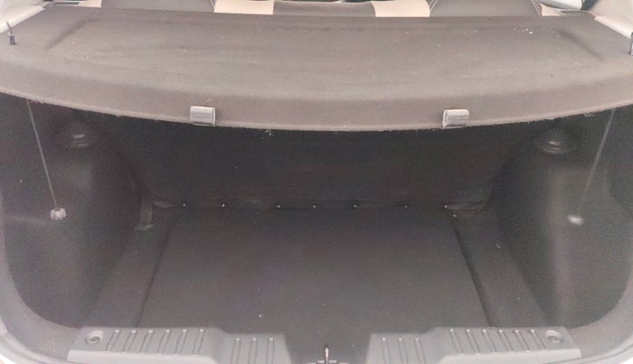 2023 Tata ALTROZ XM PLUS SUNROOF, Petrol, Manual, 22,946 km, Boot Inside