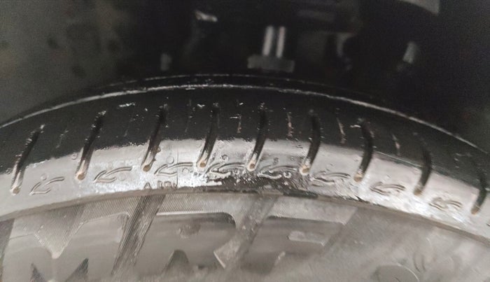 2023 Tata ALTROZ XM PLUS SUNROOF, Petrol, Manual, 22,946 km, Left Front Tyre Tread