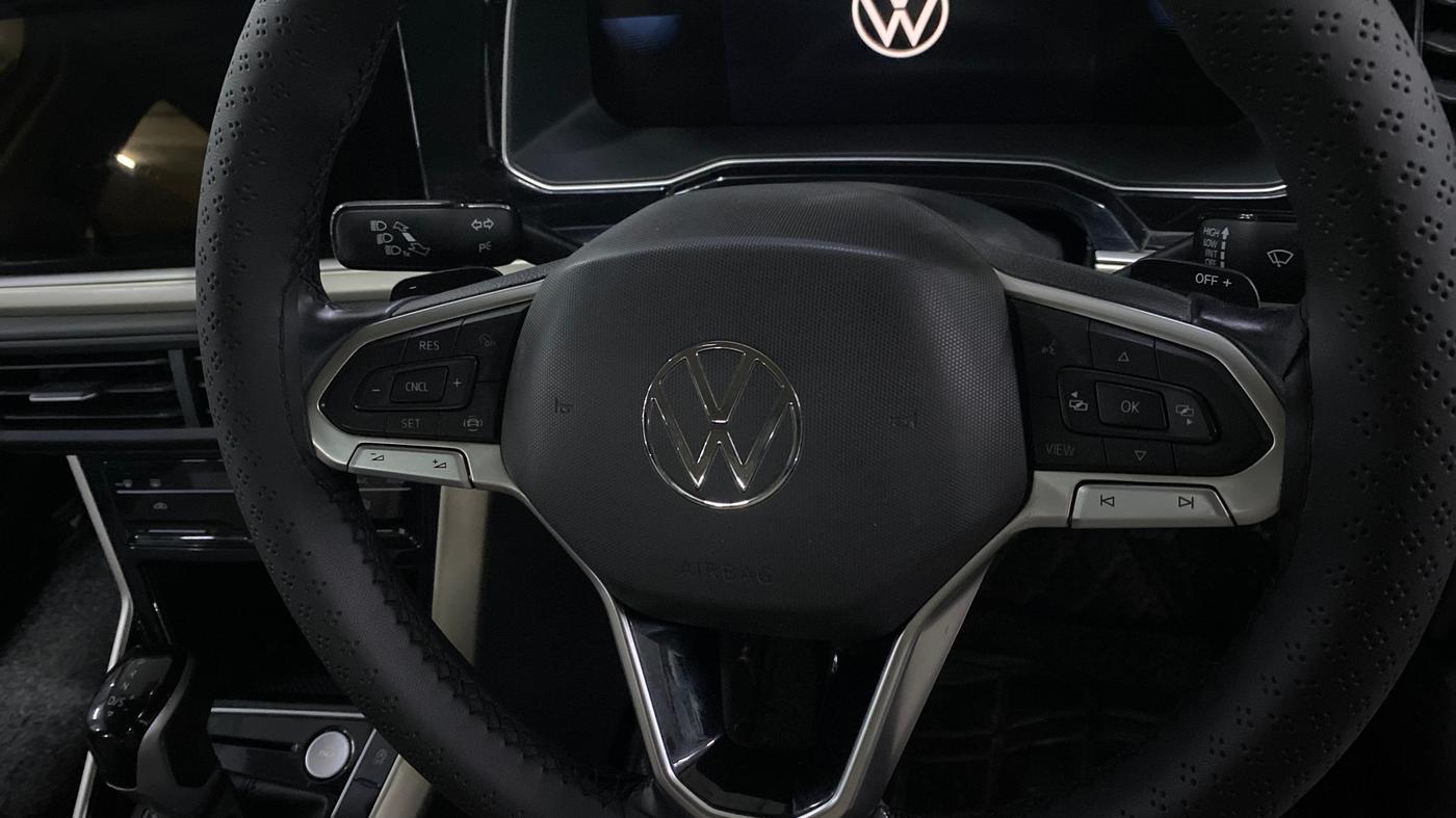 2023 Volkswagen VIRTUS TOPLINE TSI 1.0 AT, Petrol, Automatic, 63,915 km, Adaptive Cruise Control