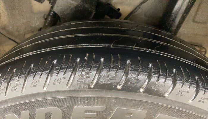 2021 Hyundai VENUE SX (O) 1.5 CRDI, Diesel, Manual, 52,295 km, Left Rear Tyre Tread