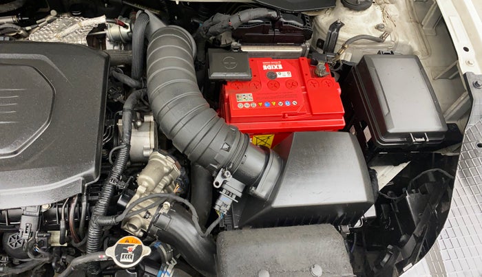 2021 Hyundai VENUE SX (O) 1.5 CRDI, Diesel, Manual, 52,295 km, Engine View - Left