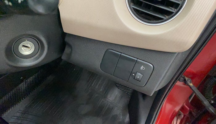 2017 Hyundai Grand i10 SPORTZ 1.2 KAPPA VTVT, Petrol, Manual, 36,931 km, Dashboard - Headlight height adjustment not working