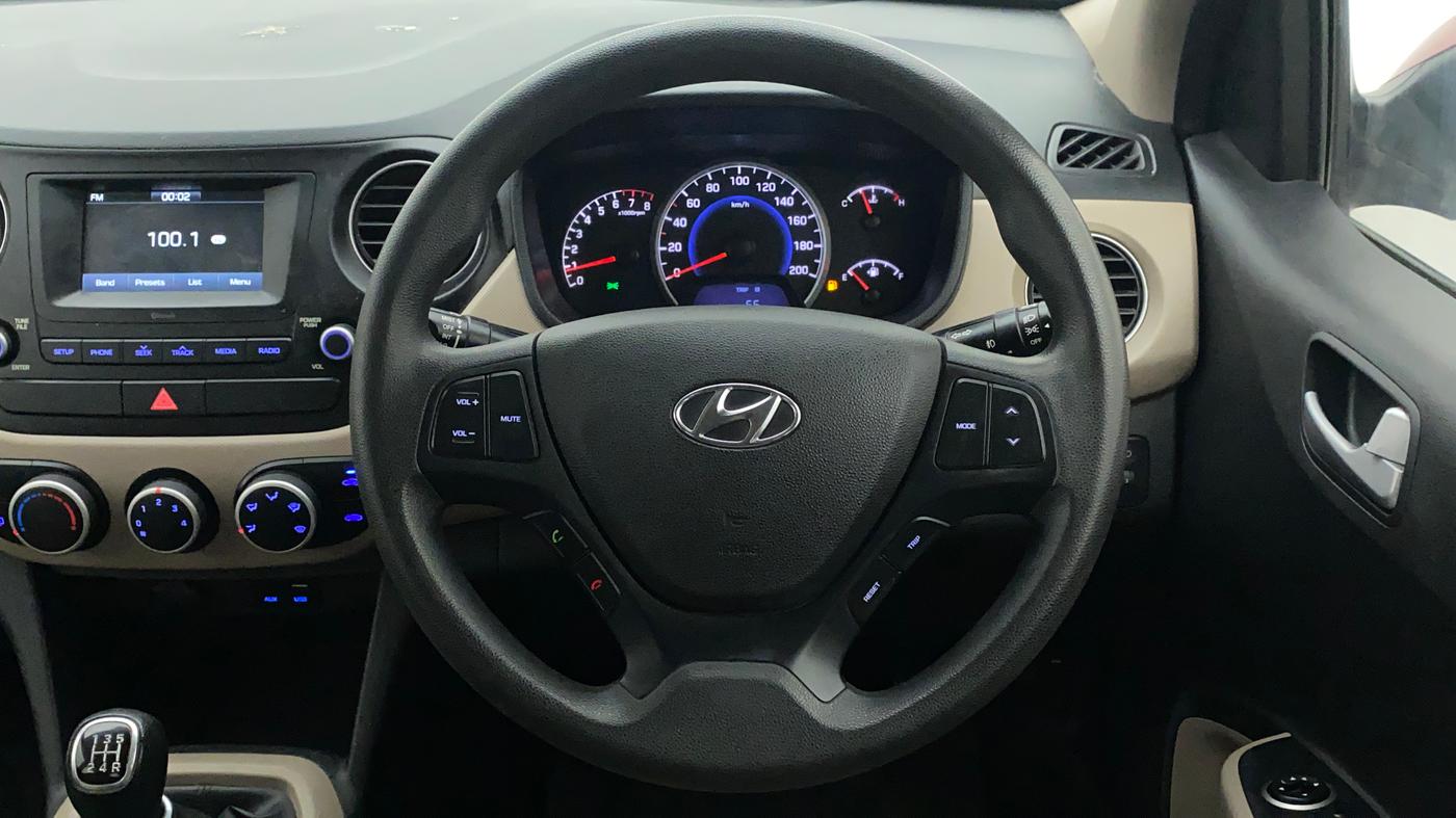 2017 Hyundai Grand i10 SPORTZ 1.2 KAPPA VTVT, Petrol, Manual, 36,931 km, Steering Wheel Close Up