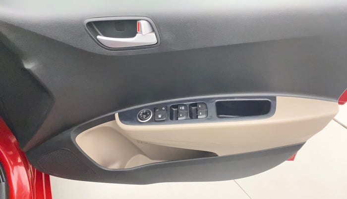 2017 Hyundai Grand i10 SPORTZ 1.2 KAPPA VTVT, Petrol, Manual, 36,931 km, Driver Side Door Panels Control