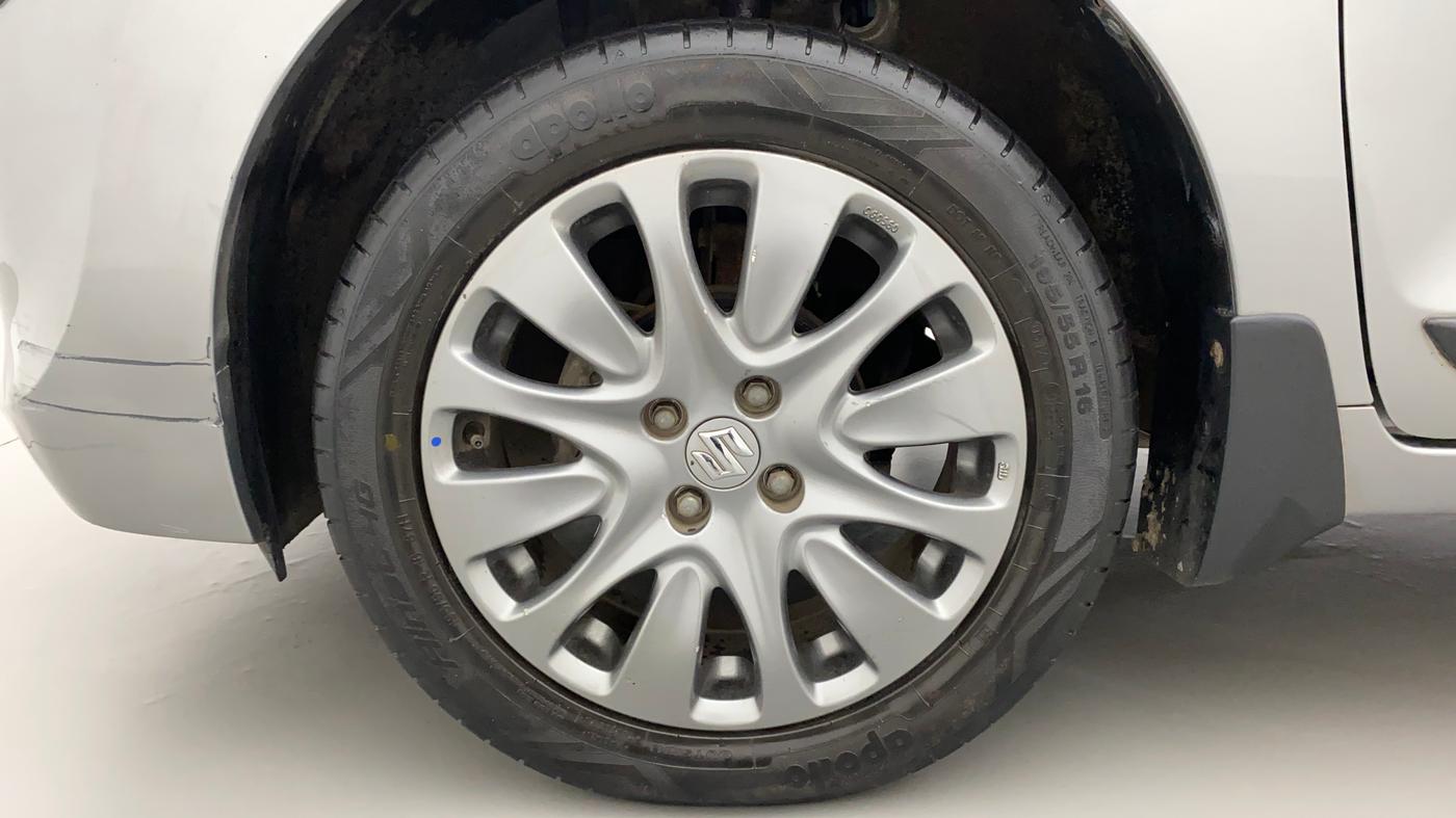 2017 Maruti Baleno ZETA PETROL 1.2, Petrol, Manual, 45,523 km, Left Front Wheel