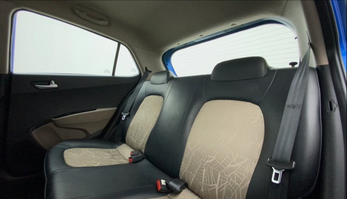 2019 Hyundai Grand i10 SPORTZ 1.2 KAPPA VTVT, Petrol, Manual, 19,941 km, Right Side Rear Door Cabin