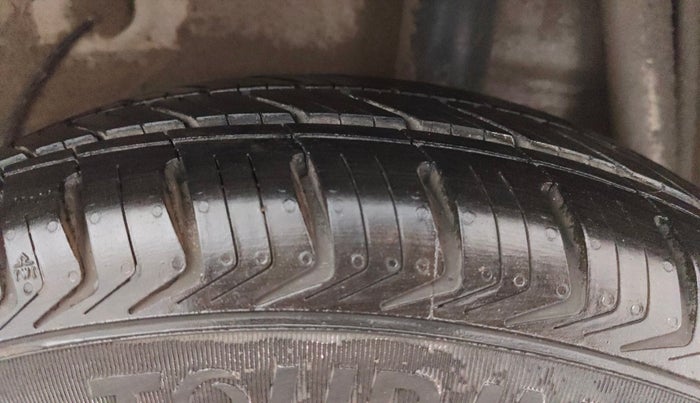 2016 Maruti Celerio ZXI (O), Petrol, Manual, 79,244 km, Left Rear Tyre Tread